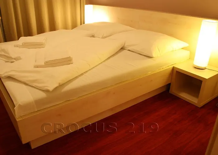 - Crocus 219 Štrbské Pleso